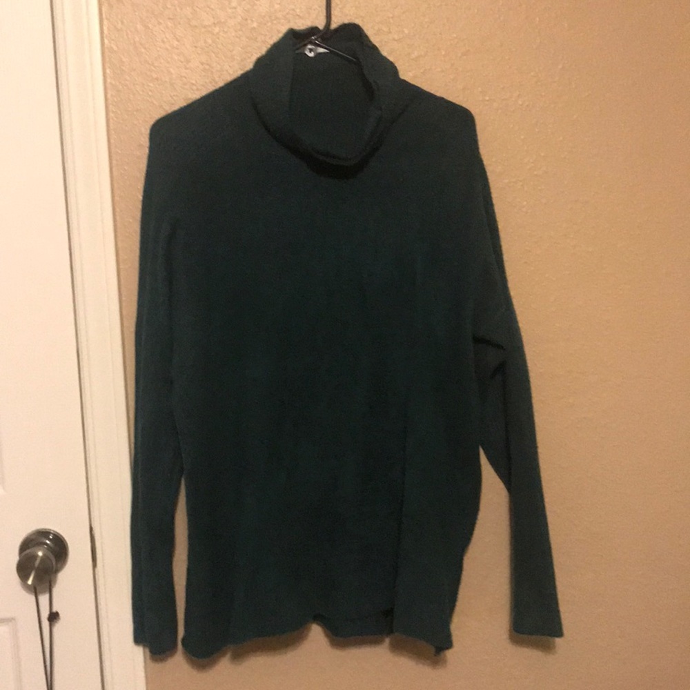 Calvin Klein hunter green snuggly sweater